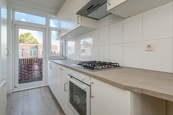 Medium property photo - Damasstraat 213, 2522 TP Den Haag
